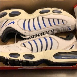 Men’s Nike Tailwind IV